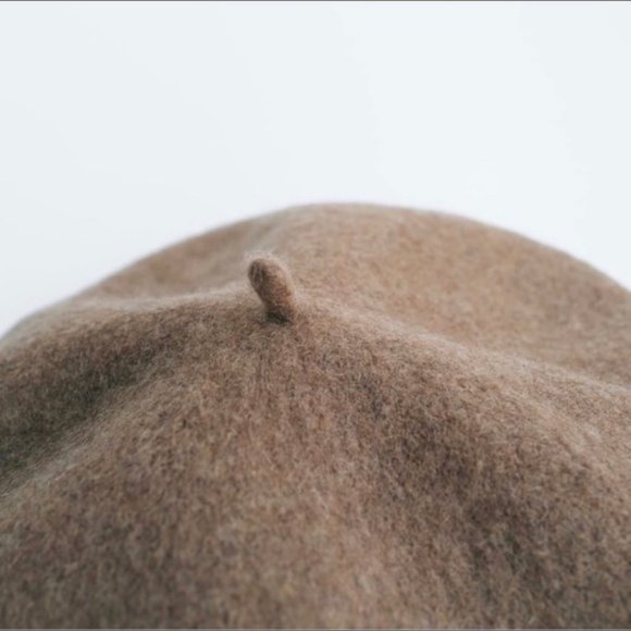 ZARA Wool Beret Mid Camel Blogger’s Favorite - Picture 6 of 7